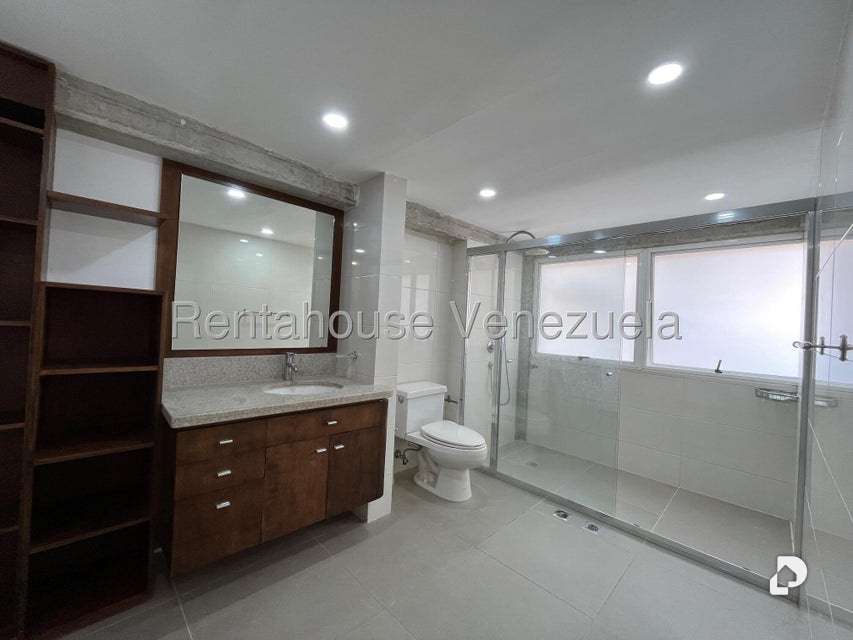 Apartment in Lomas de La Lagunita, Caracas – 6