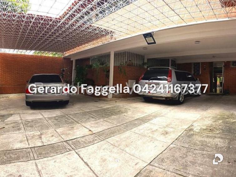 Casa en El Cafetal, Caracas – 2