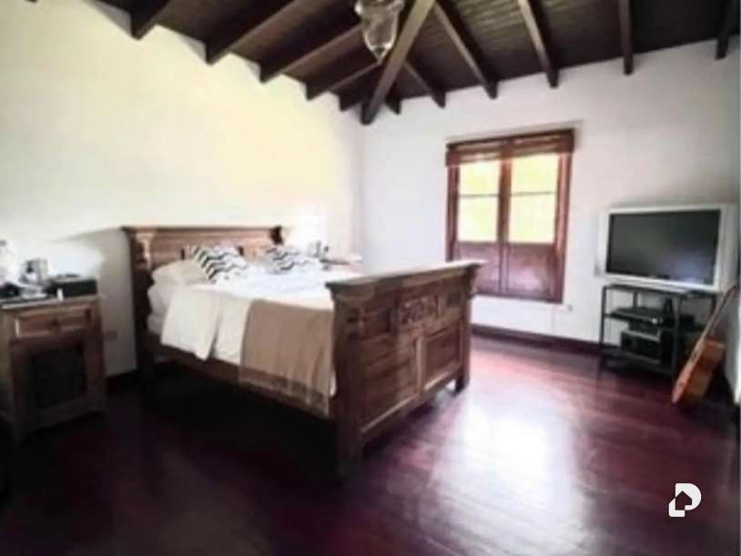 Casa en Cerro Verde, Caracas – 17