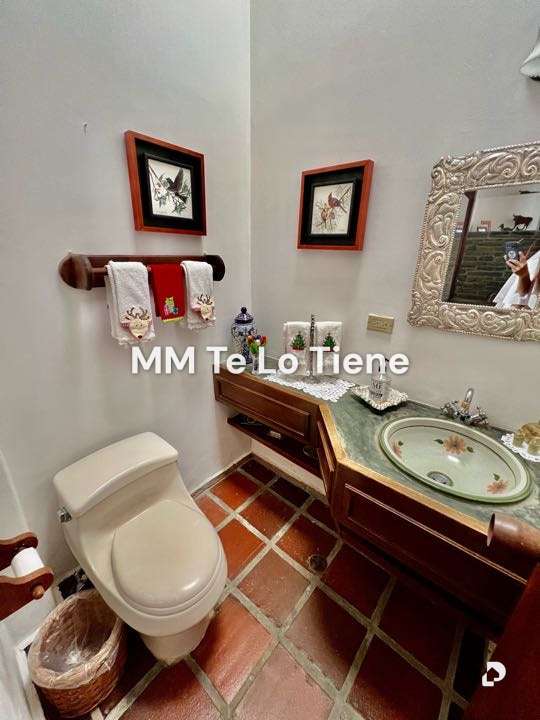 House in La Lagunita, Caracas – 15