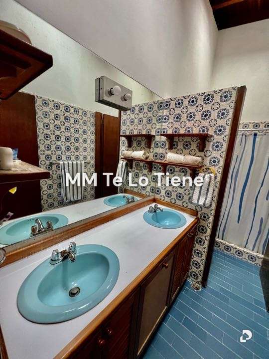 House in La Lagunita, Caracas – 22