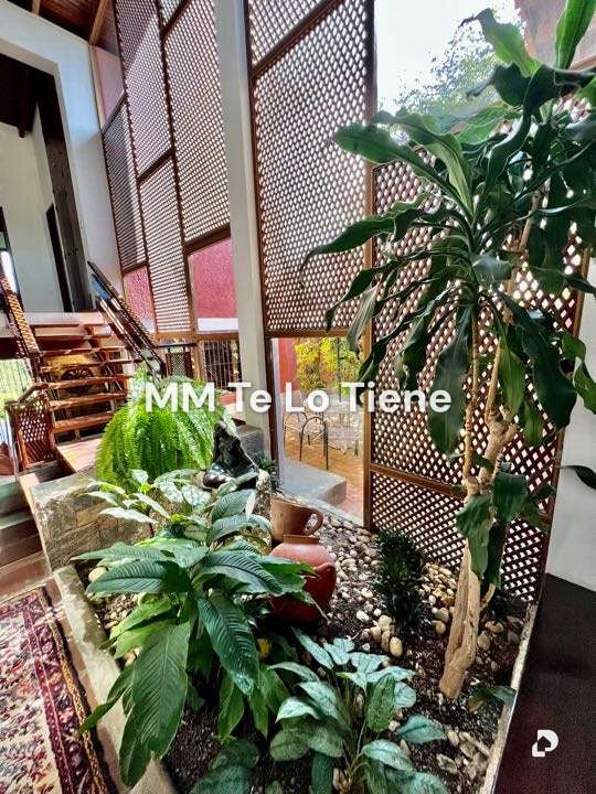 House in La Lagunita, Caracas – 11