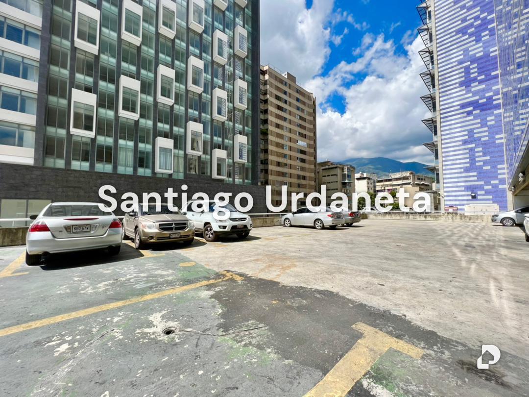 Garage/Parking in La Castellana, Caracas – 1