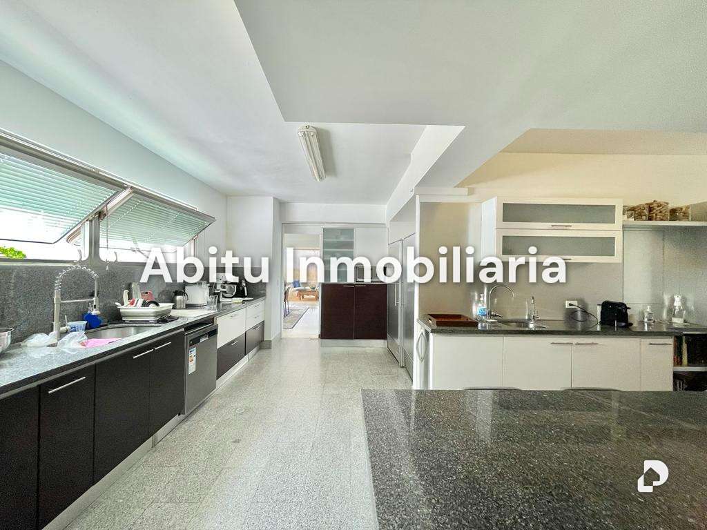 Apartment in La Castellana, Caracas – 5
