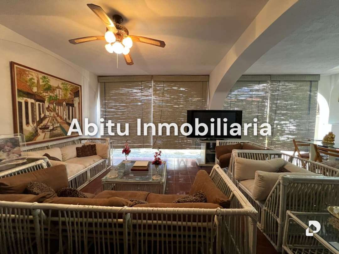 House in Altamira, Caracas – 15