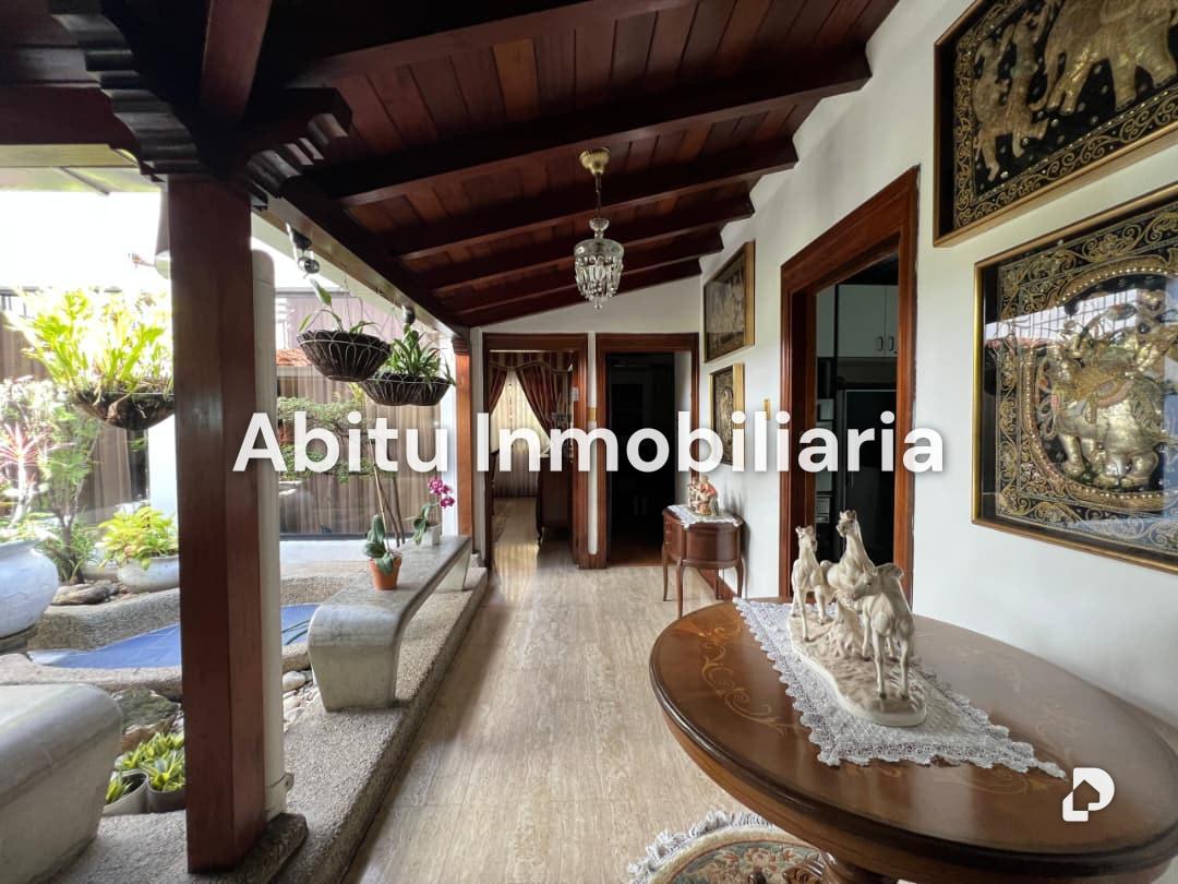 House in Altamira, Caracas – 4