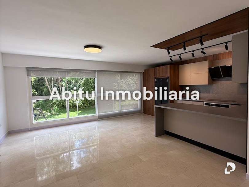 Apartamento en La Boyera, Caracas – 1