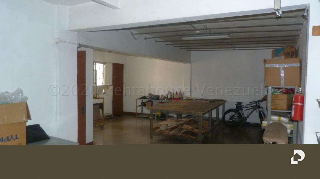 Edificio en La Candelaria, Caracas – 12