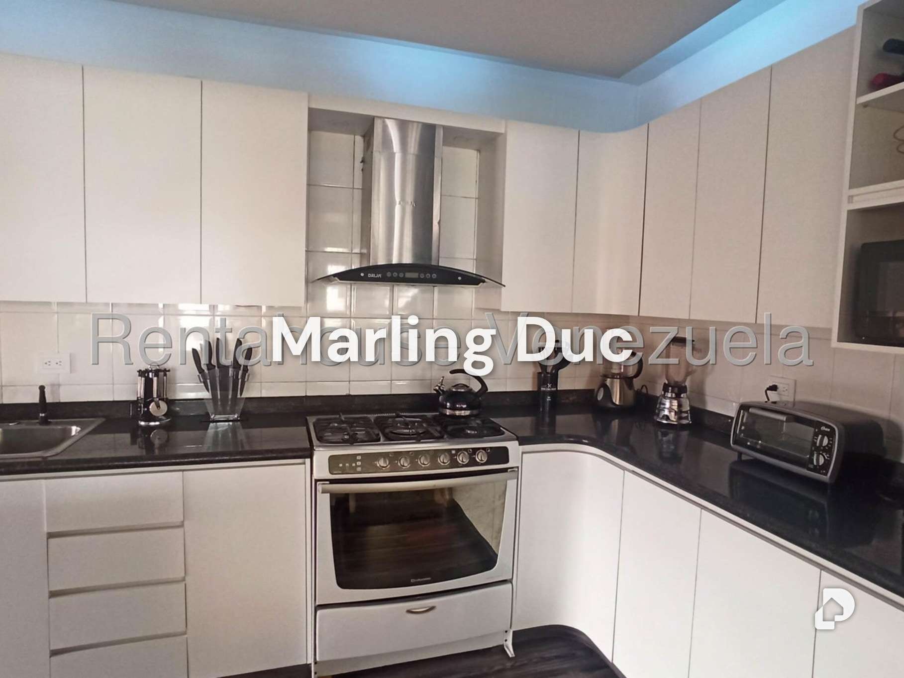 Apartamento en Campo Alegre, Caracas – 11