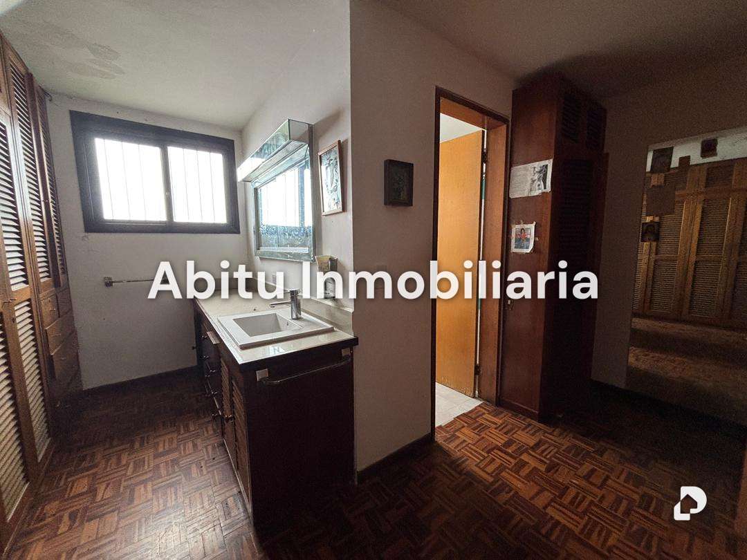 House in Alto Hatillo, Caracas – 12