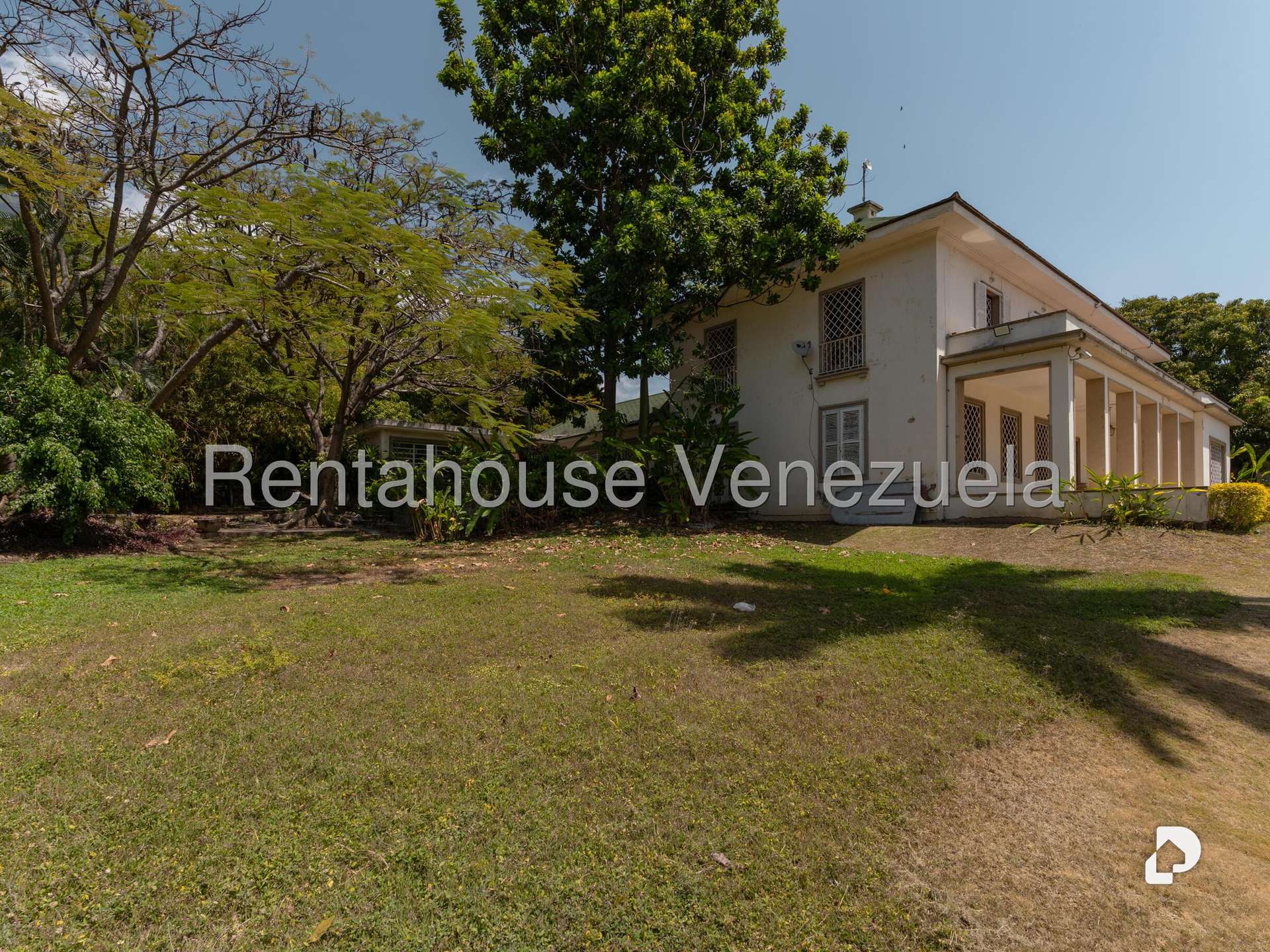 Terreno en Country Club, Caracas – 6