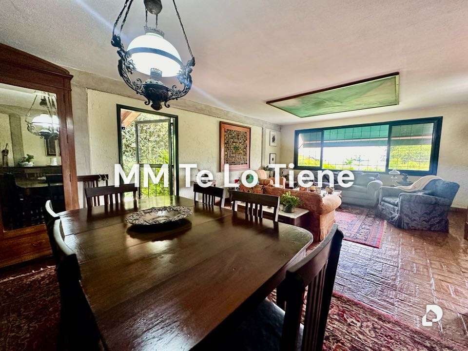Casa en Alto Hatillo, Caracas – 11