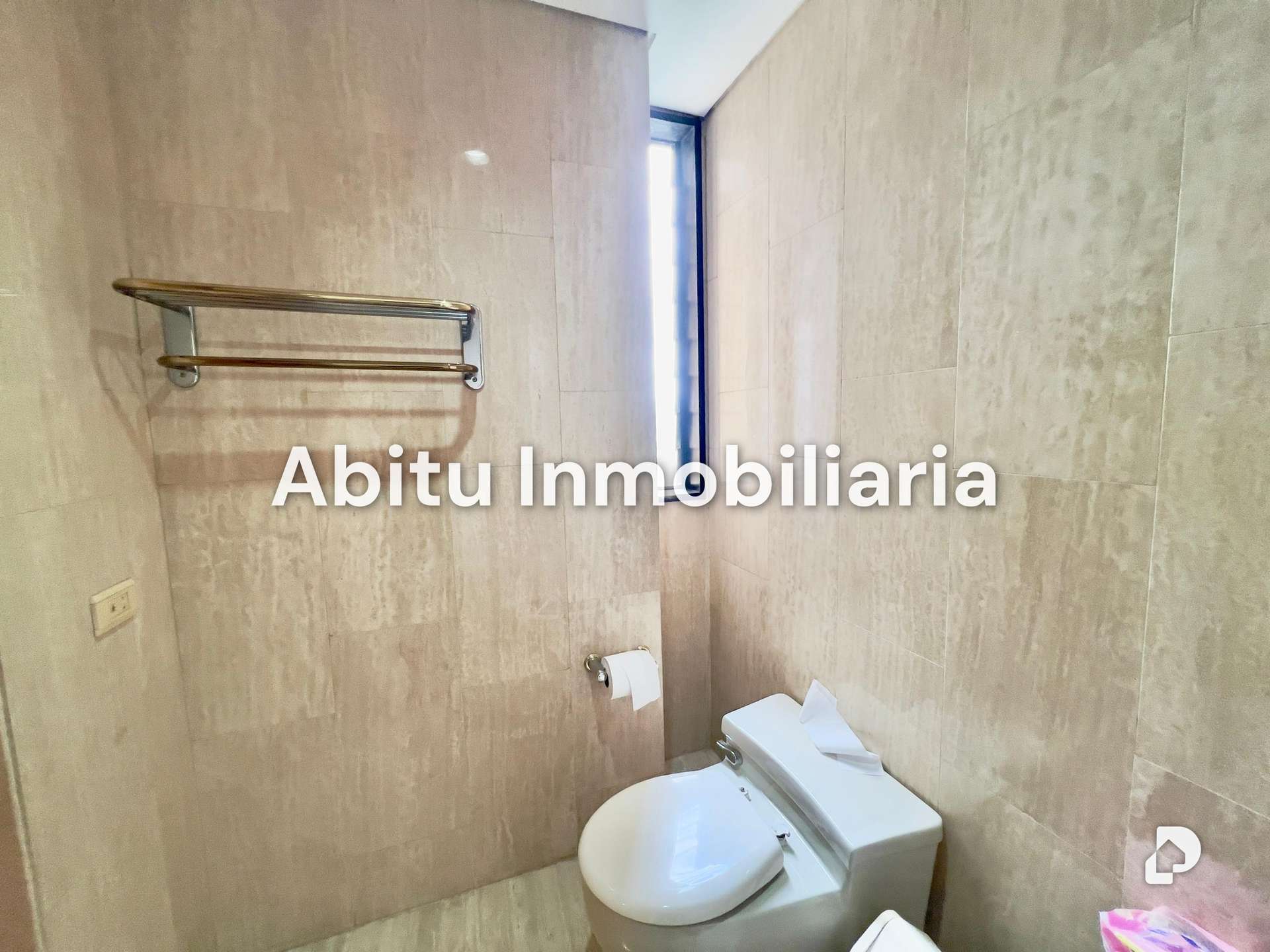 Apartamento en Los Palos Grandes, Caracas – 14
