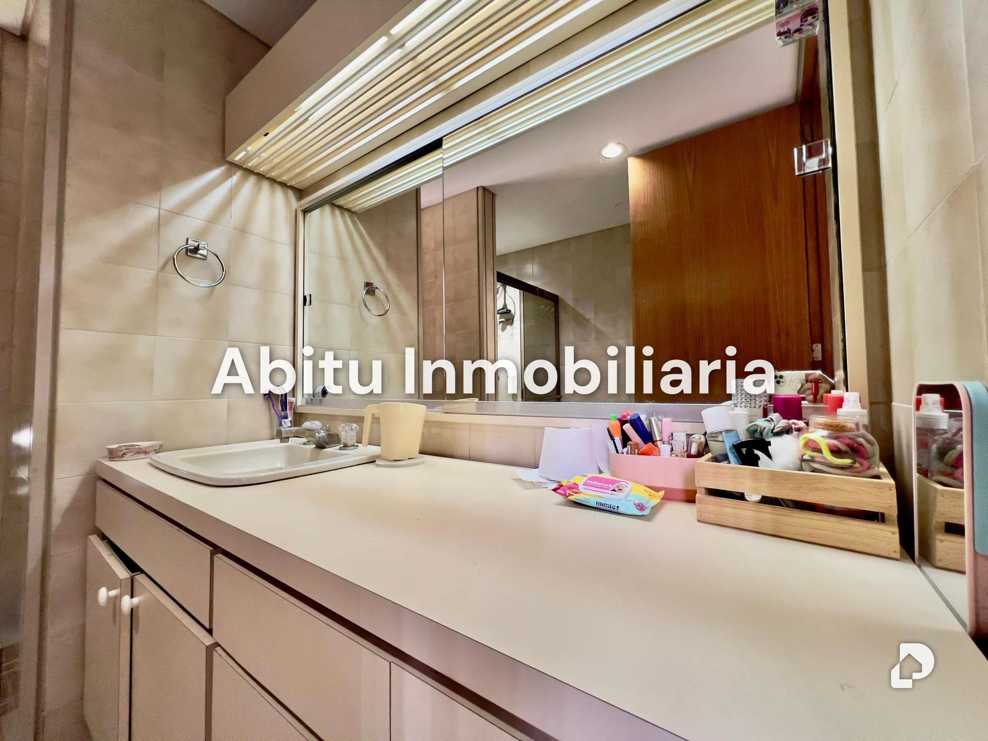 Apartamento en Los Palos Grandes, Caracas – 13