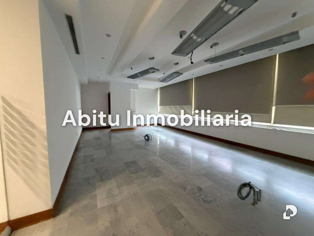 Edificio en San Bernardino, Caracas – 24
