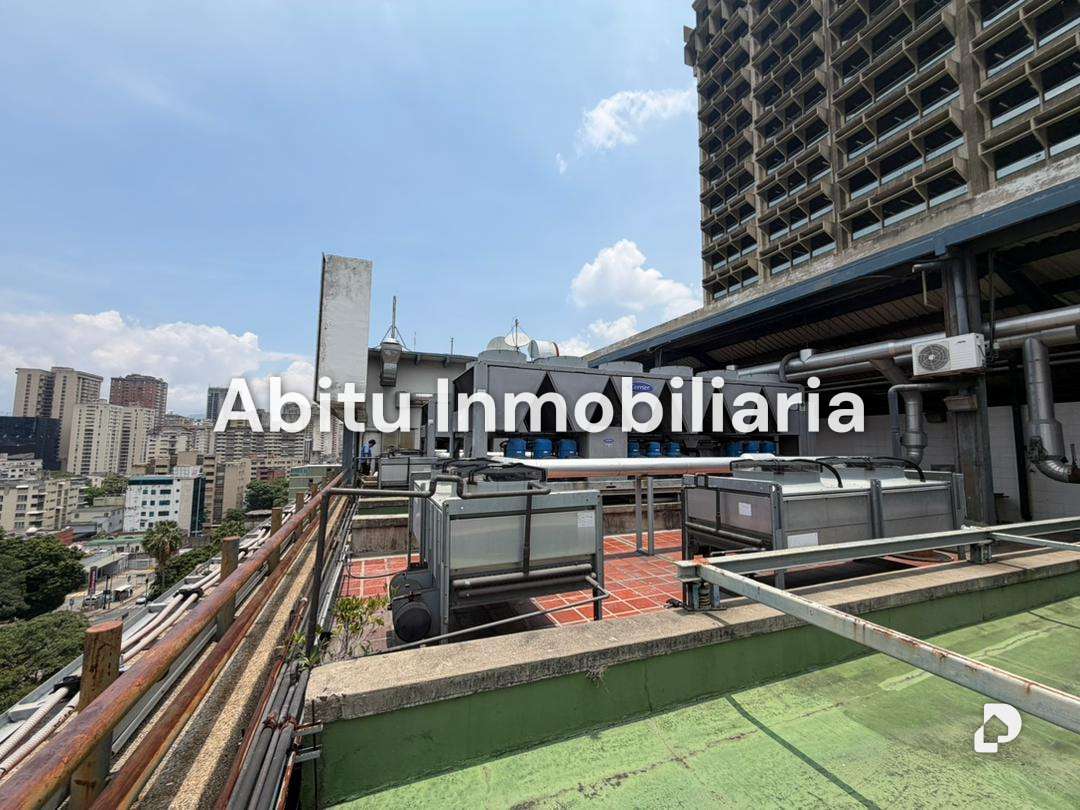 Edificio en San Bernardino, Caracas – 32