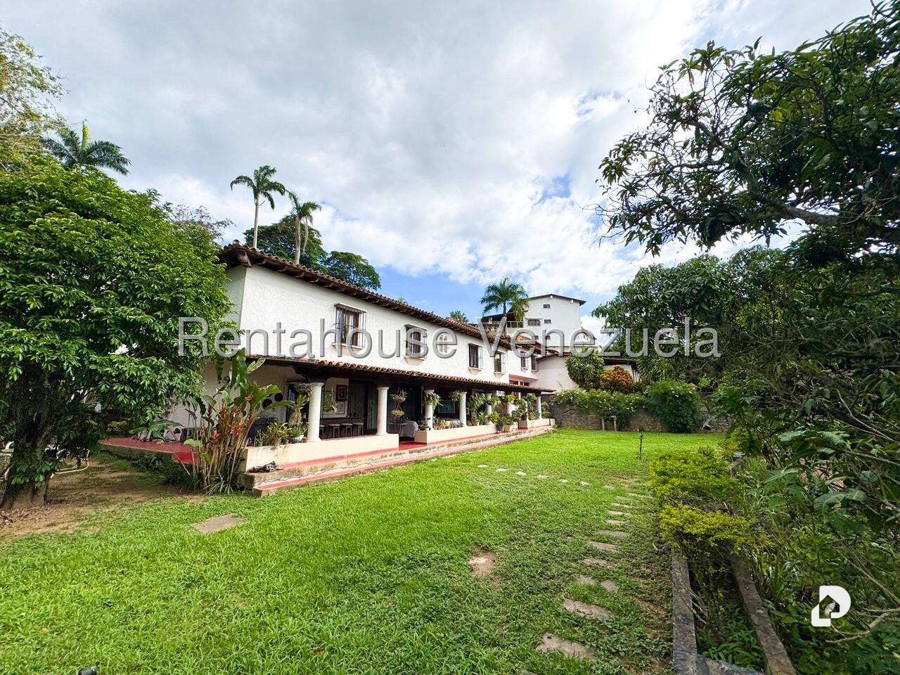 Casa en Cerro Verde, Caracas – 18