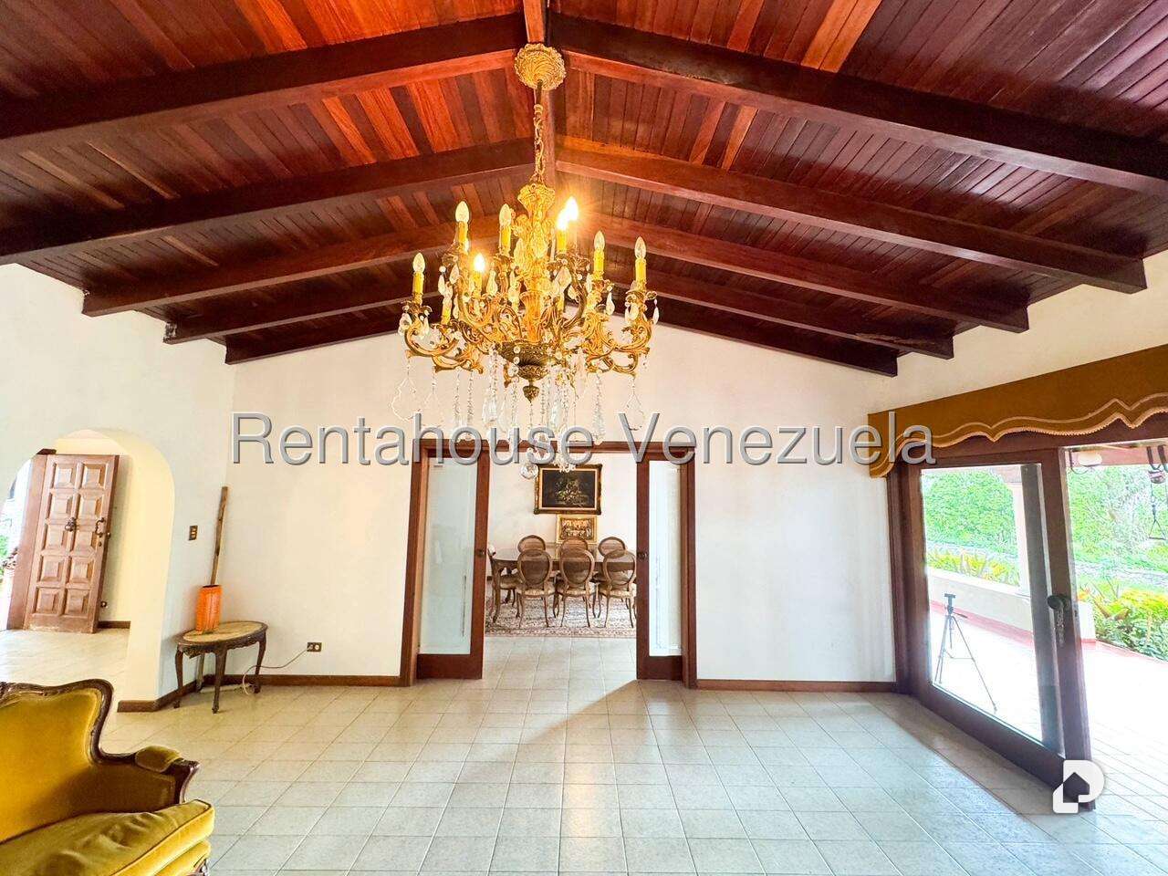 Casa en Cerro Verde, Caracas – 22