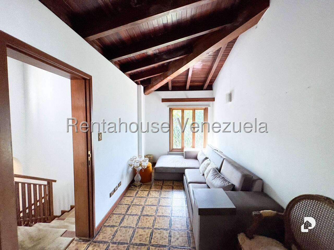 Casa en Cerro Verde, Caracas – 29