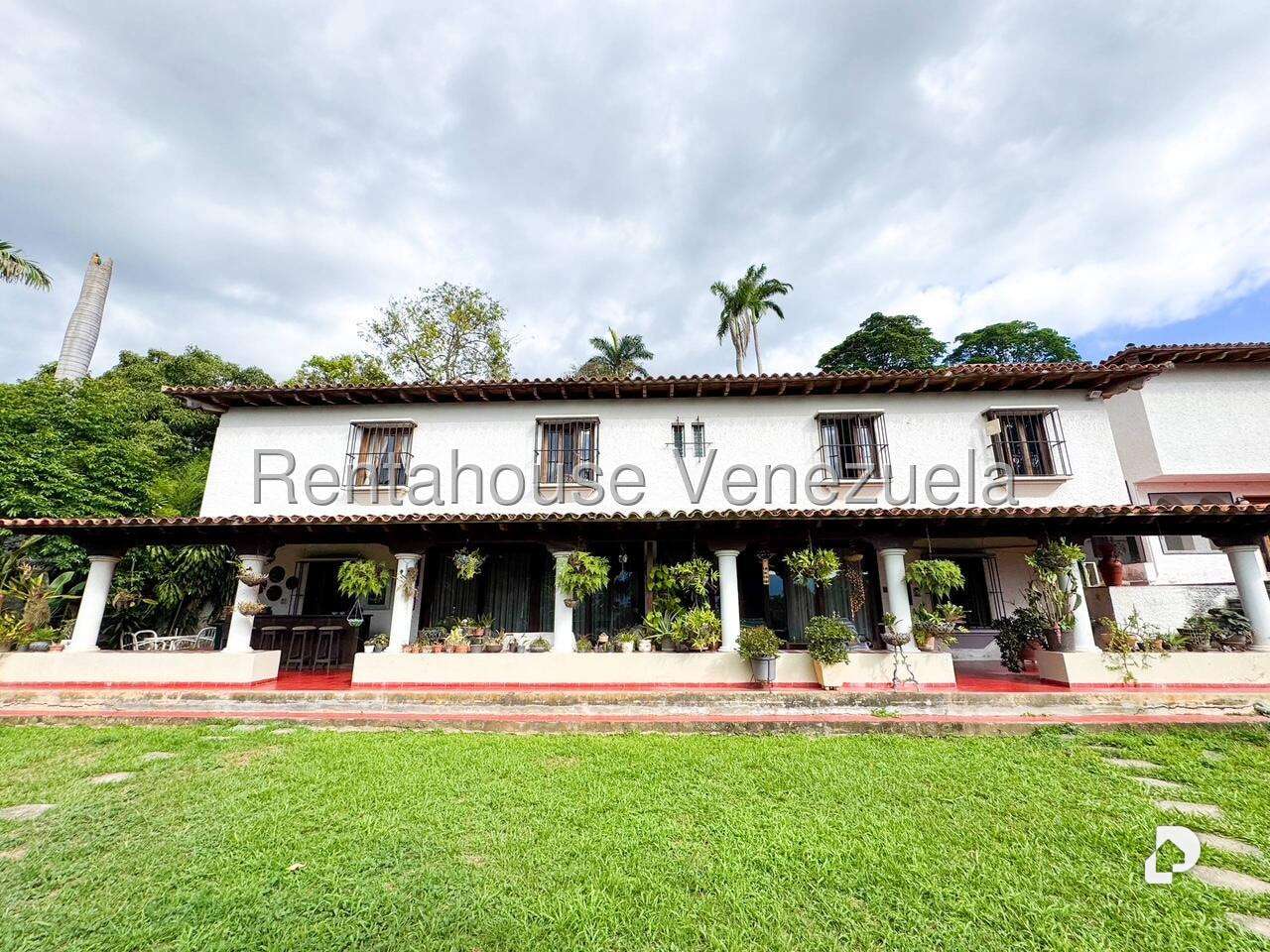Casa en Cerro Verde, Caracas – 12