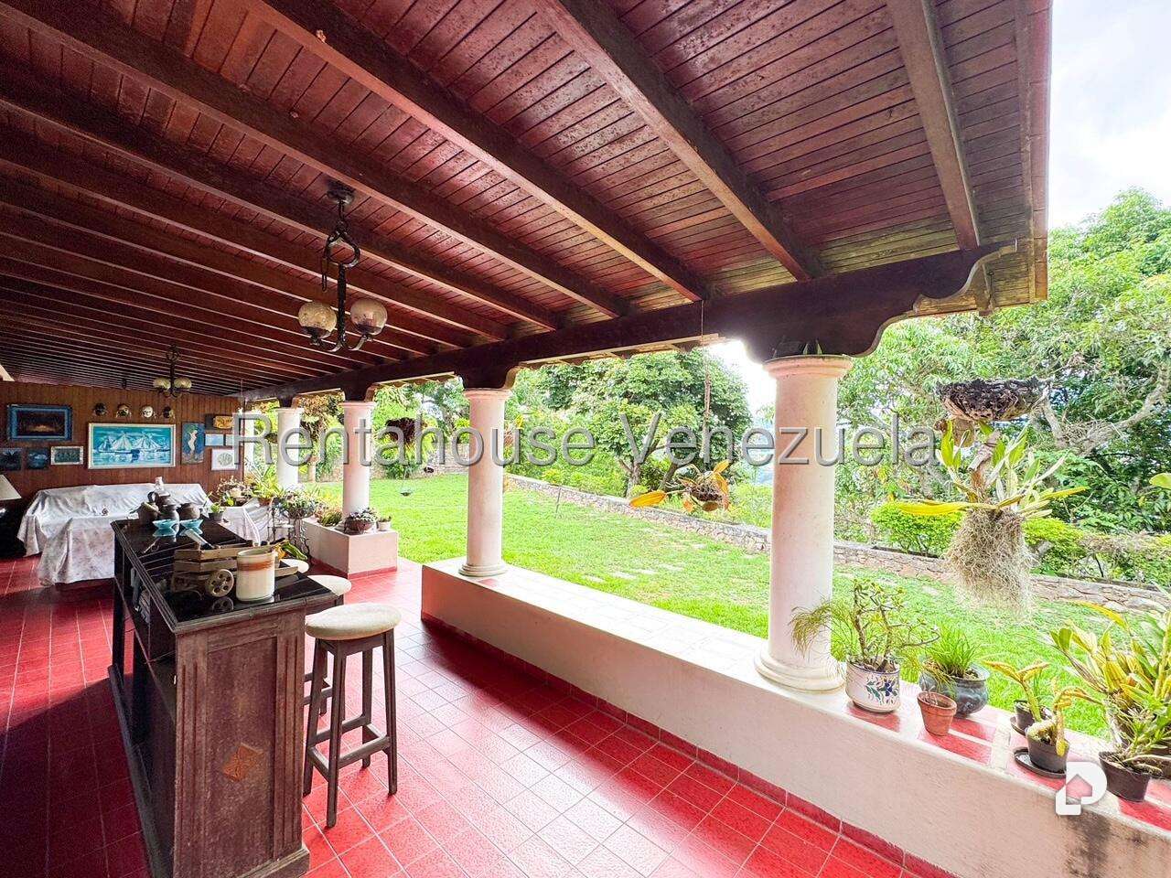 Casa en Cerro Verde, Caracas – 36