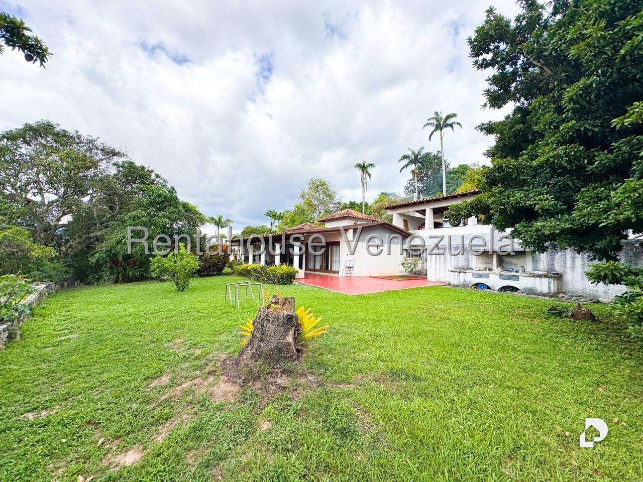 Casa en Cerro Verde, Caracas – 41