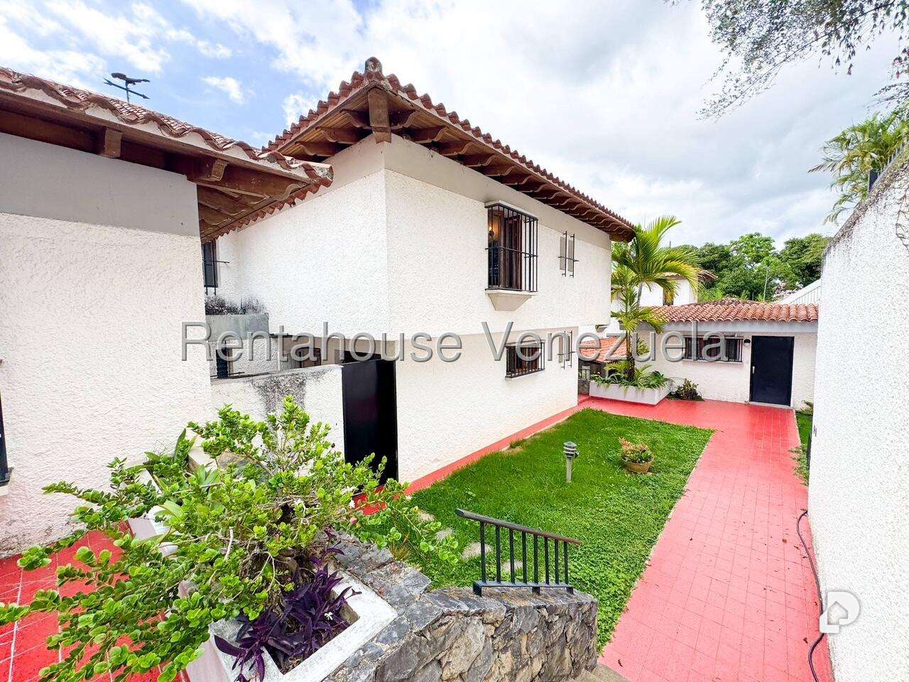 Casa en Cerro Verde, Caracas – 40
