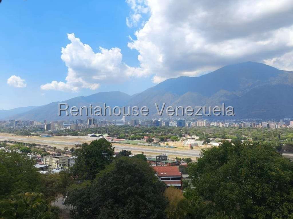 Apartamento en Chuao, Caracas - 1