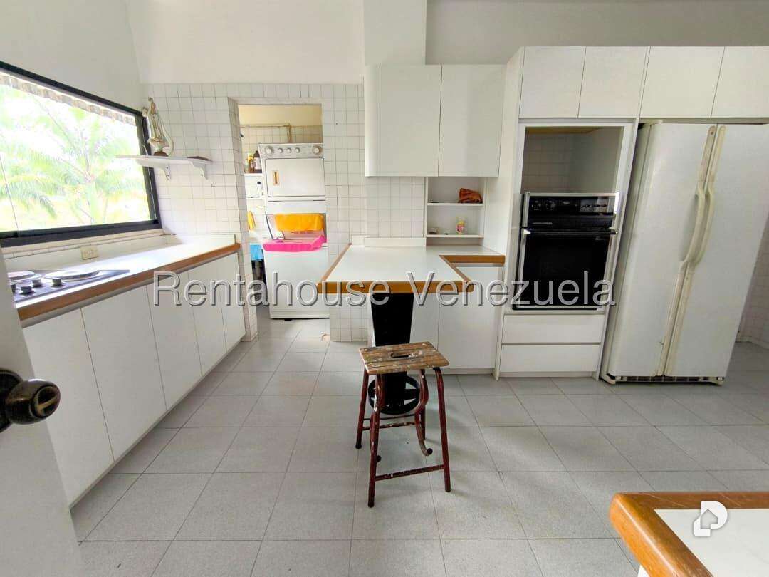 Apartamento en Chuao, Caracas – 15