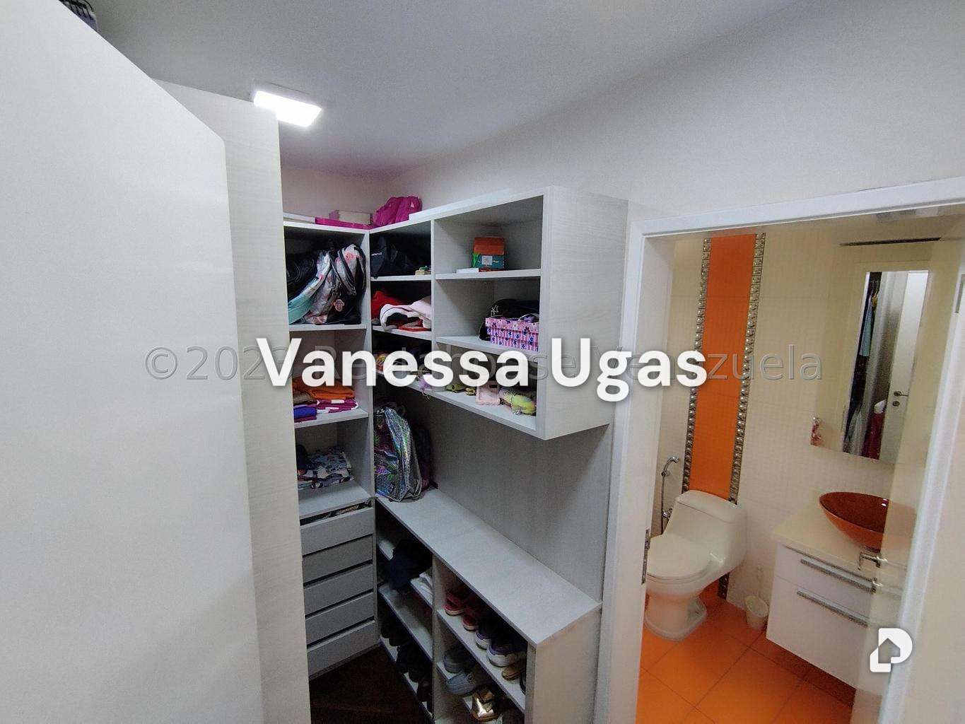 Casa en Prados Del Este, Caracas – 22