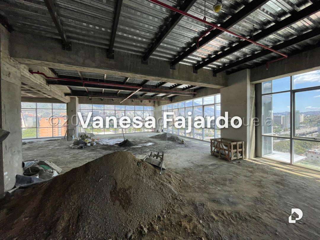 Oficina en Las Mercedes, Caracas – 15