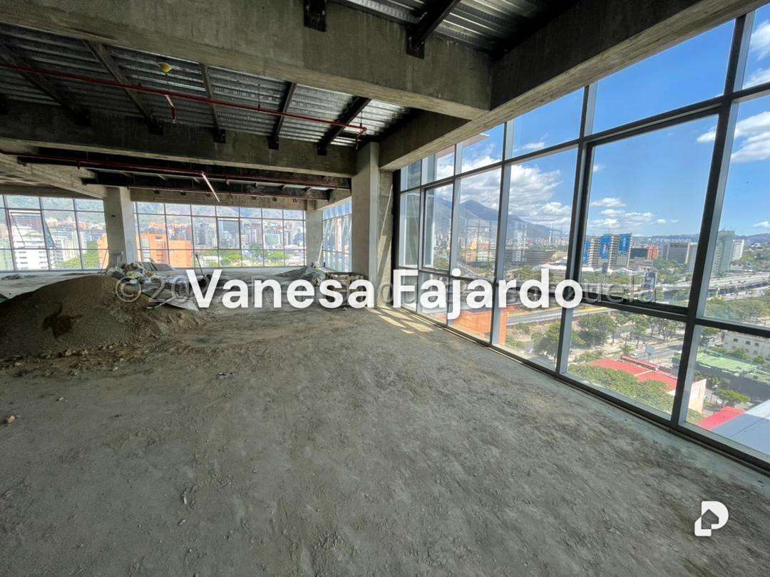 Oficina en Las Mercedes, Caracas – 17