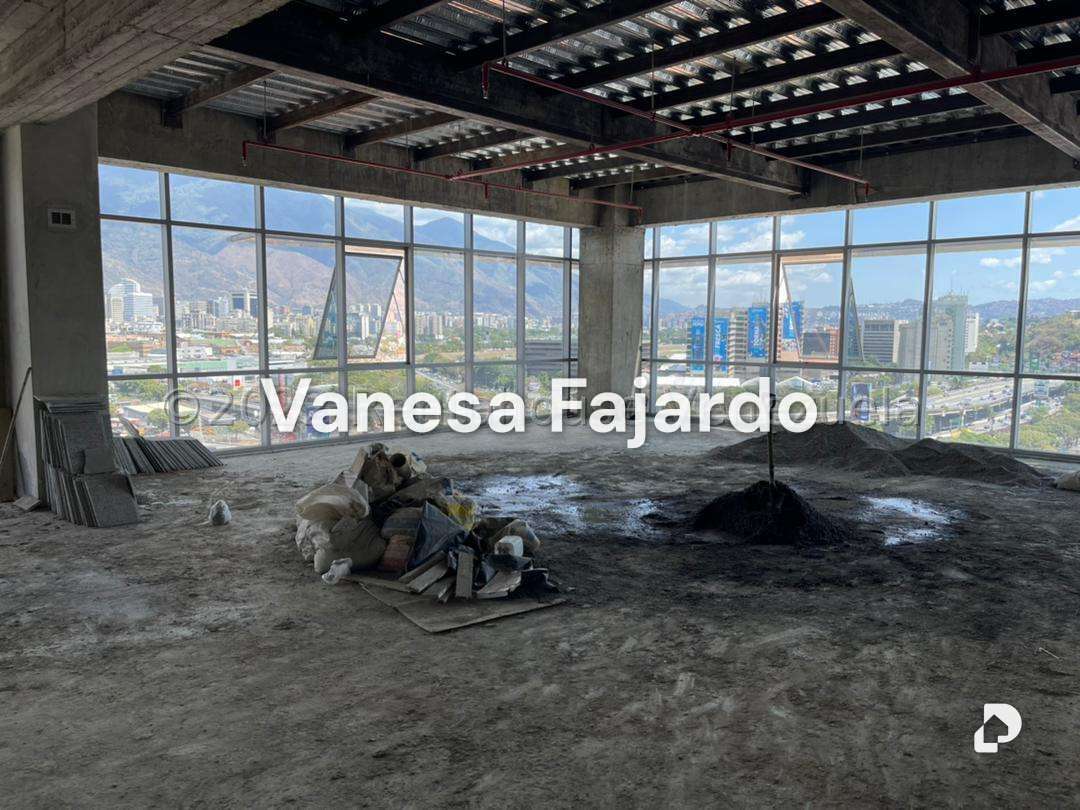 Oficina en Las Mercedes, Caracas – 11