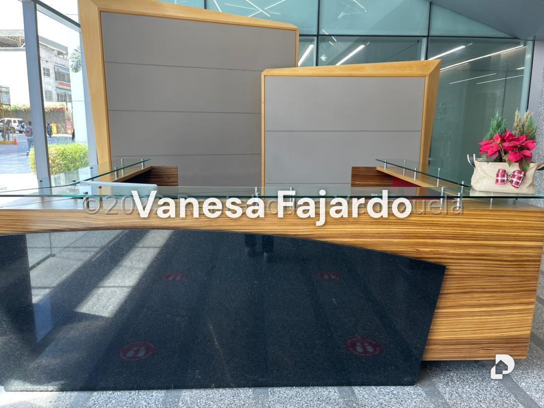 Oficina en Las Mercedes, Caracas – 3