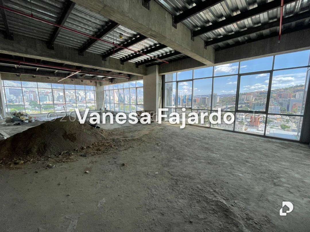 Oficina en Las Mercedes, Caracas – 16