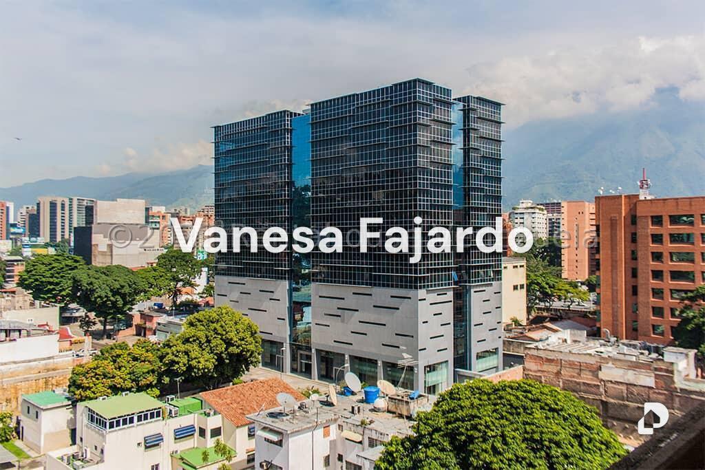 Oficina en Las Mercedes, Caracas – 1