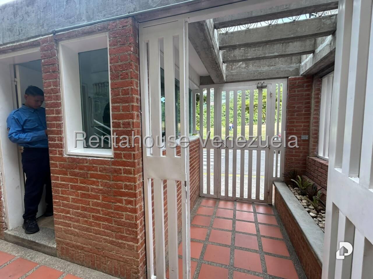 Apartamento en Lomas del Sol, Caracas – 2
