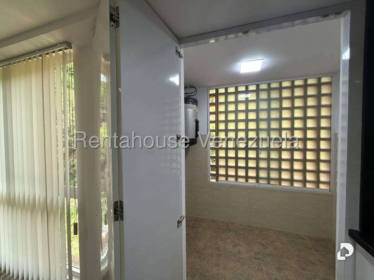 Apartamento en Lomas del Sol, Caracas – 32