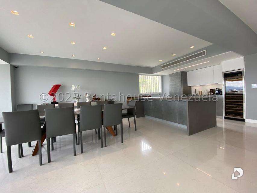 Apartamento en Altamira, Caracas – 8