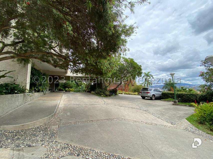 Apartamento en Altamira, Caracas – 2
