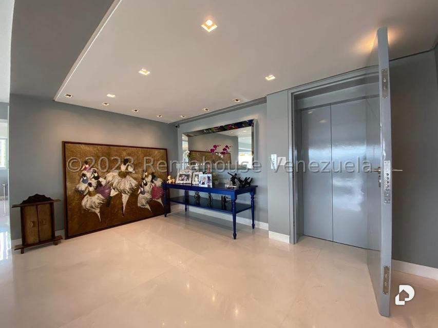 Apartamento en Altamira, Caracas – 4