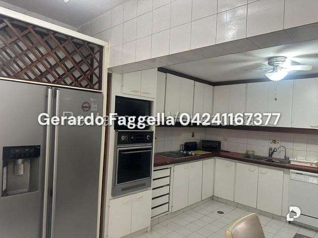 House in La Union, Caracas – 2