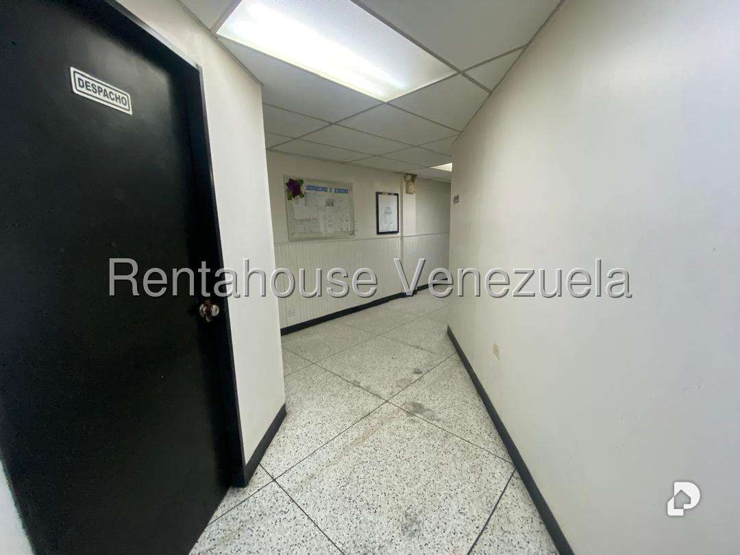 Edificio en Centro, Caracas – 5