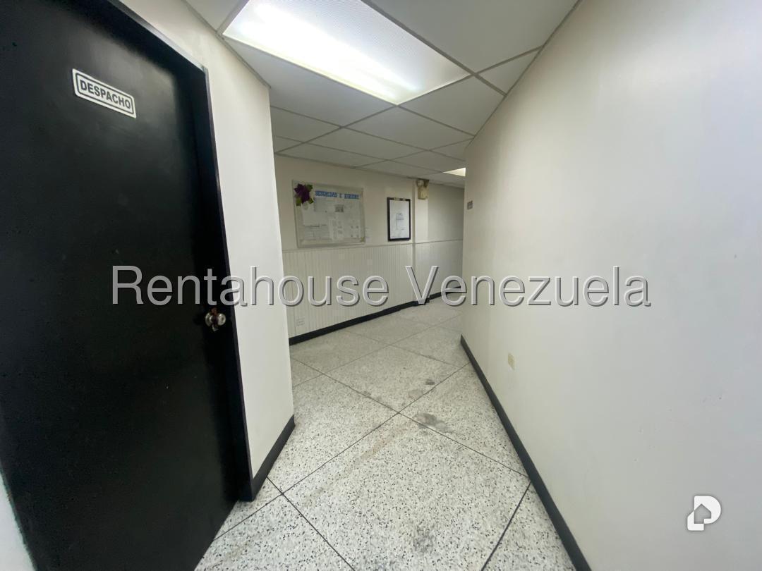 Edificio en Centro, Caracas – 5