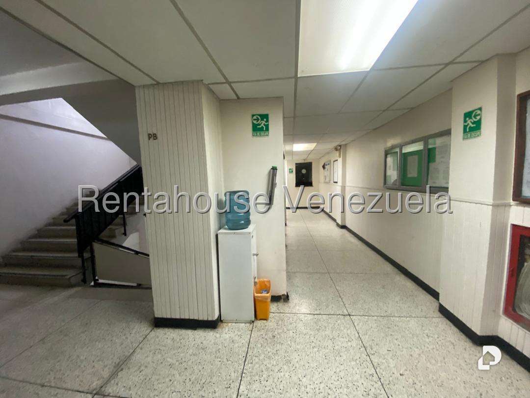 Edificio en Centro, Caracas – 14
