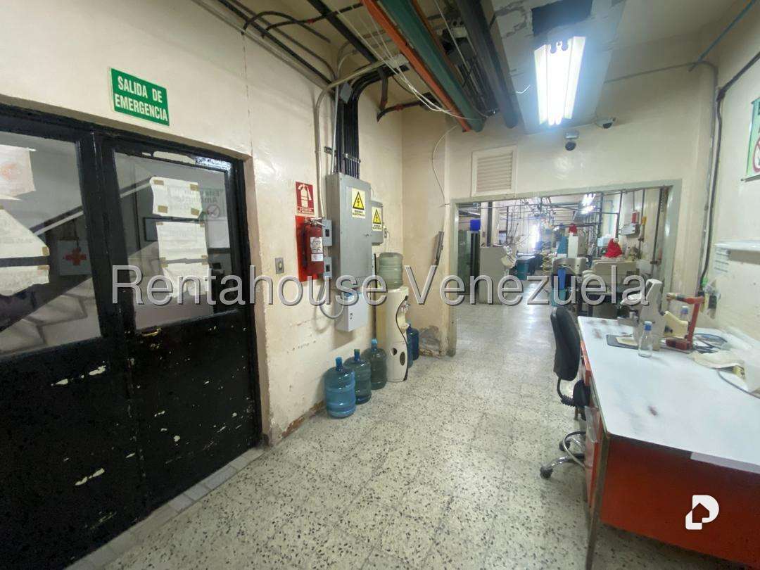 Edificio en Centro, Caracas – 15