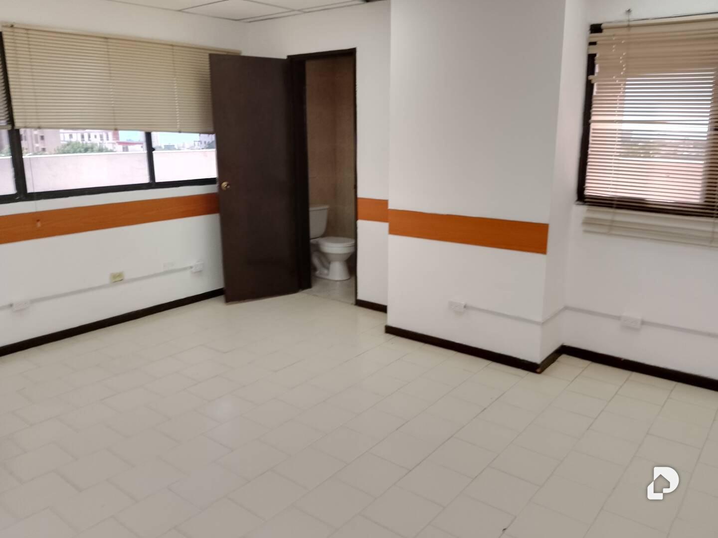 Oficina en Avenida Bella Vista, Maracaibo – 1