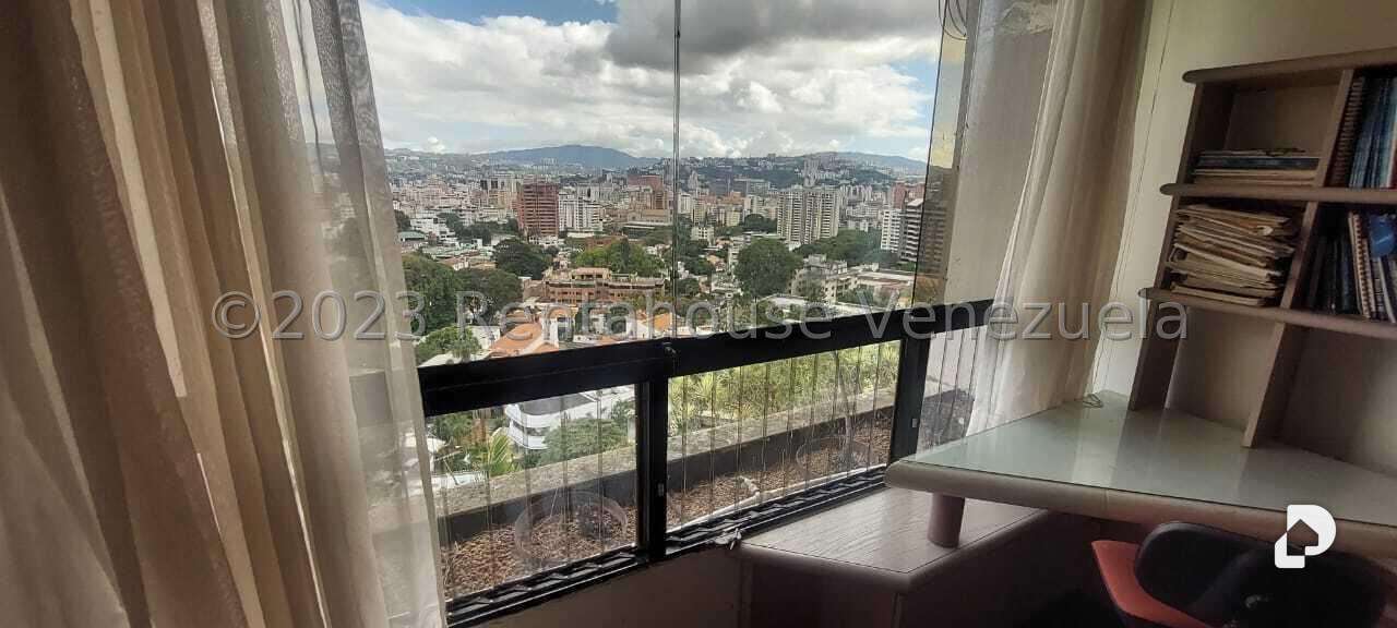 Casa en Alta Florida, Caracas – 23