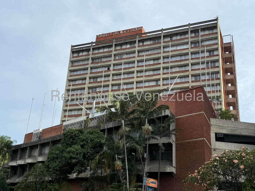 Commercial space in Las Mercedes, Caracas - 1