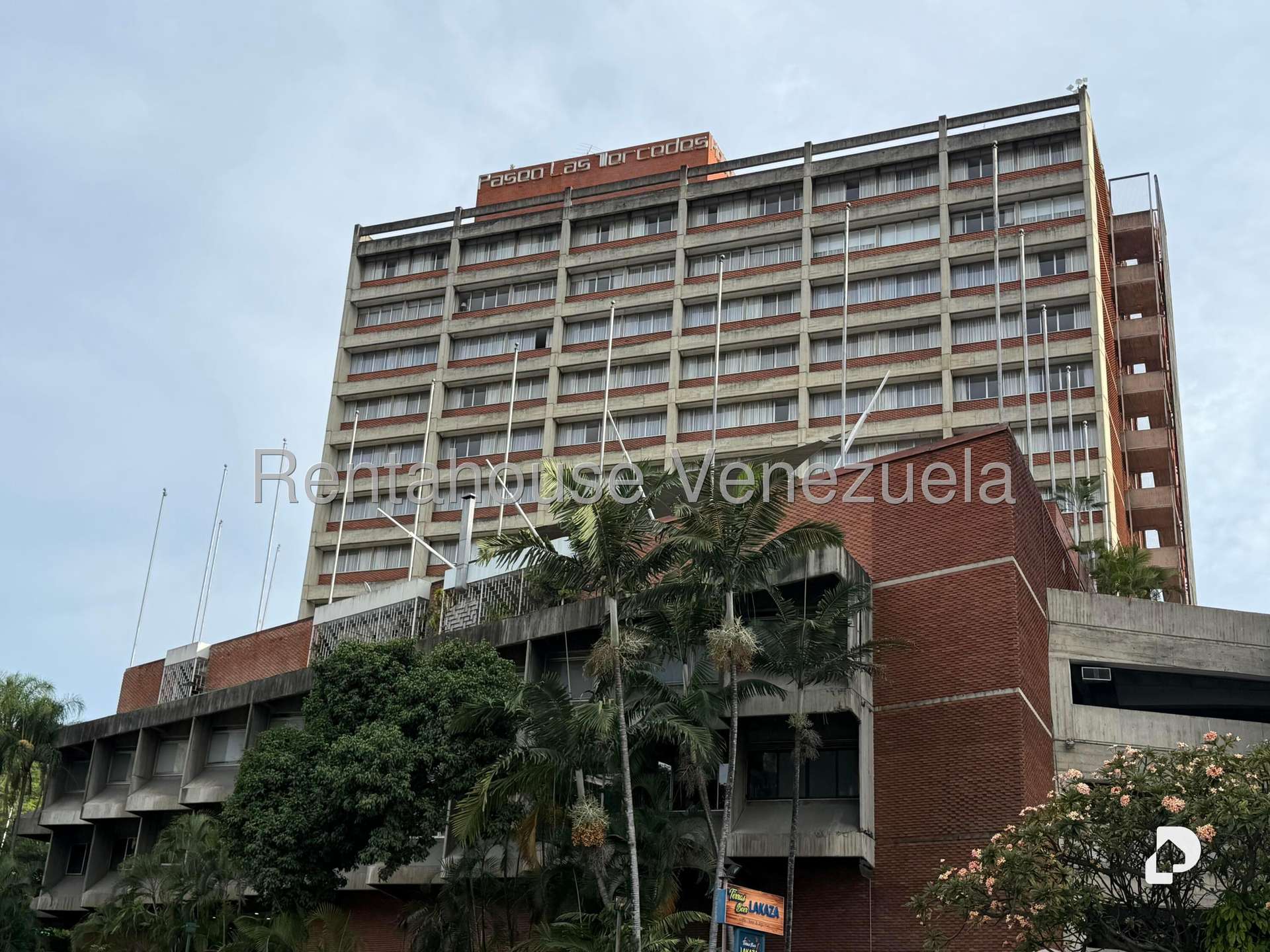 Local comercial en Las Mercedes, Caracas – 1